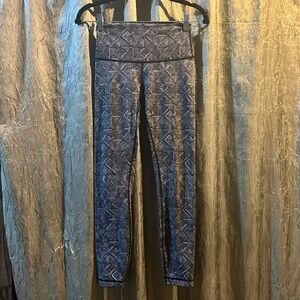 Sz 4 Lululemon Pants